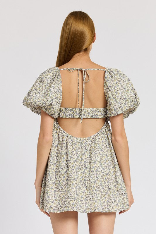 RUCHED BABY DOLL DRESS WITH PUFFED SLEEVES